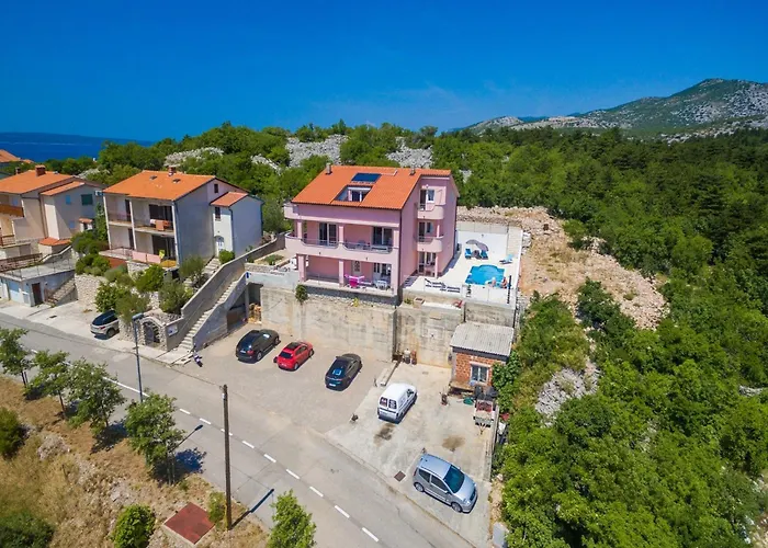 Διαμέρισμα Black@white Klenovica